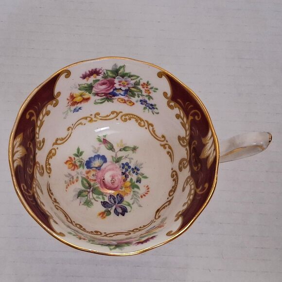 Vintage Royal Albert Canterbury Bone China Made in England Pattern Teacup - Picture 2 of 10